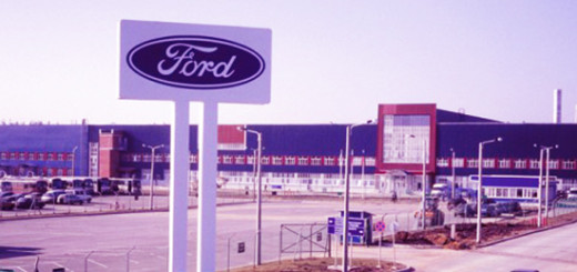 Ford приостановил производство своих автомобилей в России